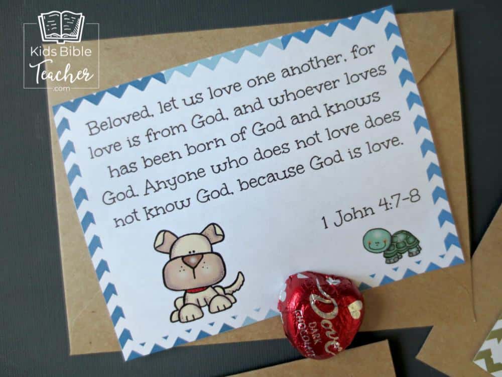 Free Printable God's Love Bible Verse Love Notes in three Bible versions. These are so cute- perfect for Valentine's Day or any day!