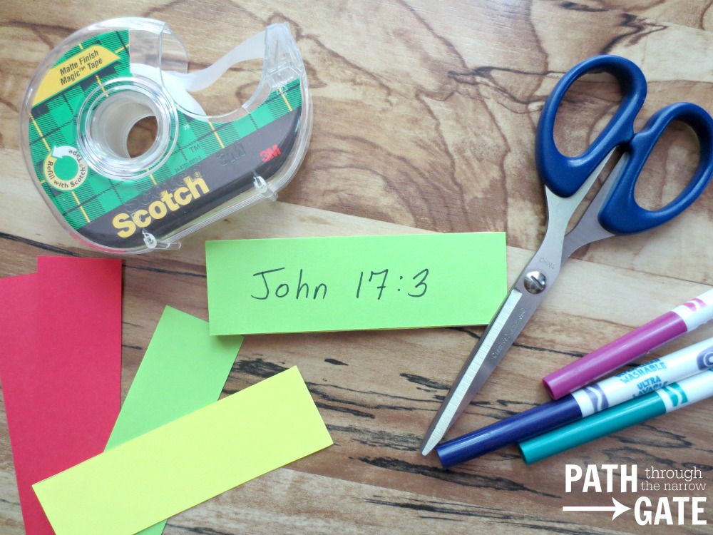 Here's a fun Bible verse craft perfect for encouraging kids to memorize Bible verses at home, in Sunday school, or during Awana.