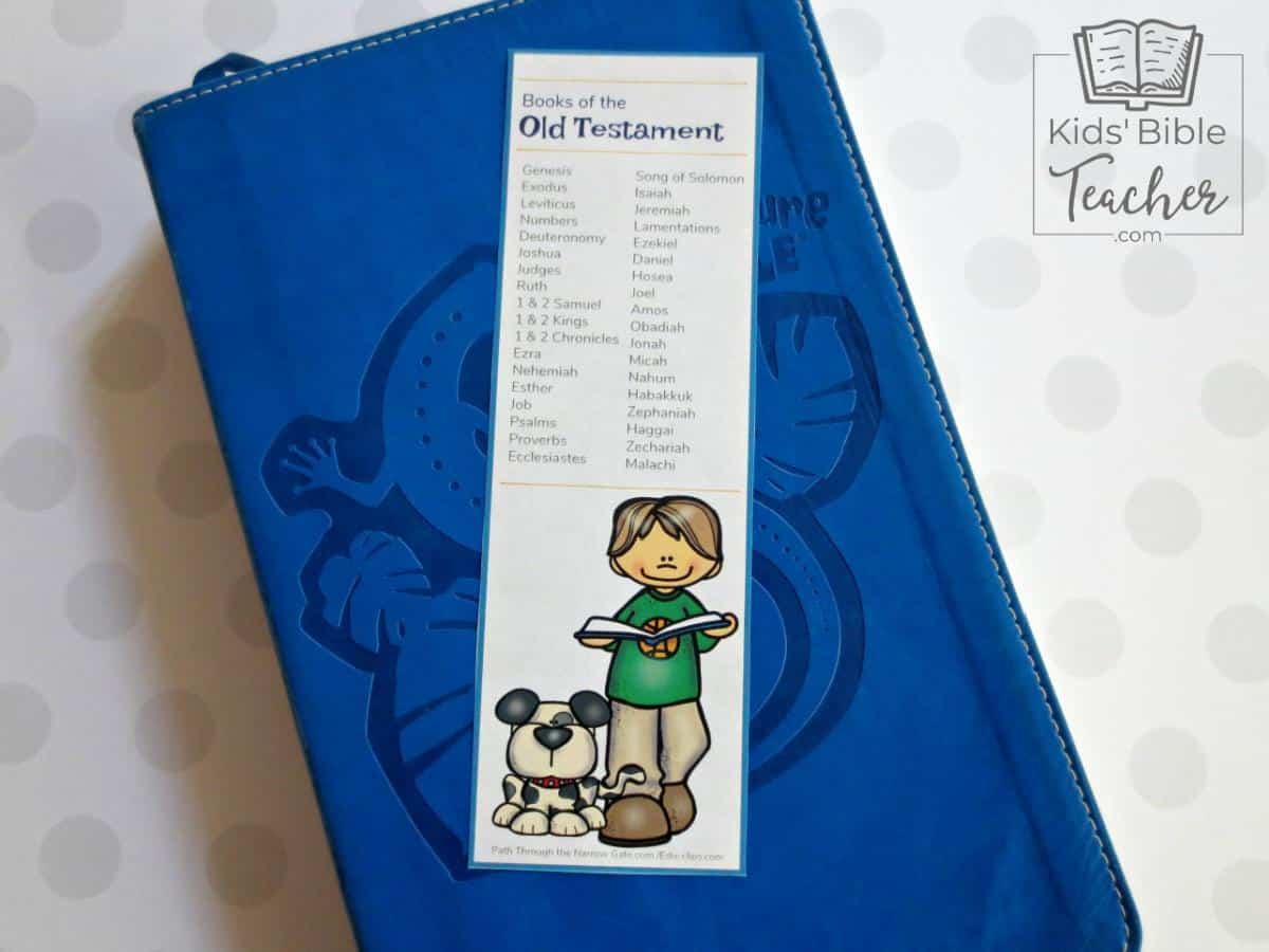 Help your kids find their way around the Bible - with these FREE printable Old Testament Bible Bookmarks, perfect for a craft or gift!