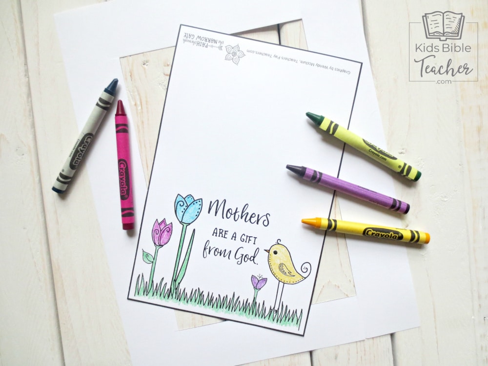 Help your kids show their moms how thankful they are for all of their hard work and love with this super-sweet printable Mother's Day card. Kids love giving gifts to their moms. This printable Mother's Day card is simple to cut out and color and makes a gift that moms will cherish for many years.