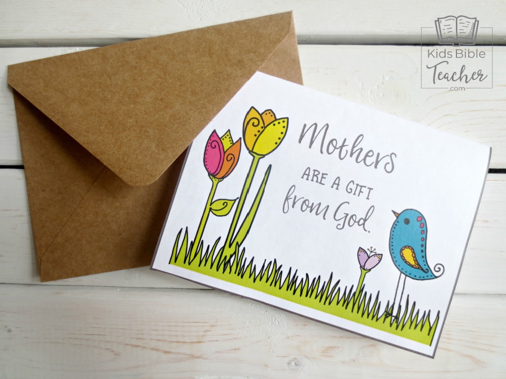 Help your kids show their moms how thankful they are for all of their hard work and love with this super-sweet printable Mother's Day card. Kids love giving gifts to their moms. This printable Mother's Day card is simple to cut out and color and makes a gift that moms will cherish for many years.